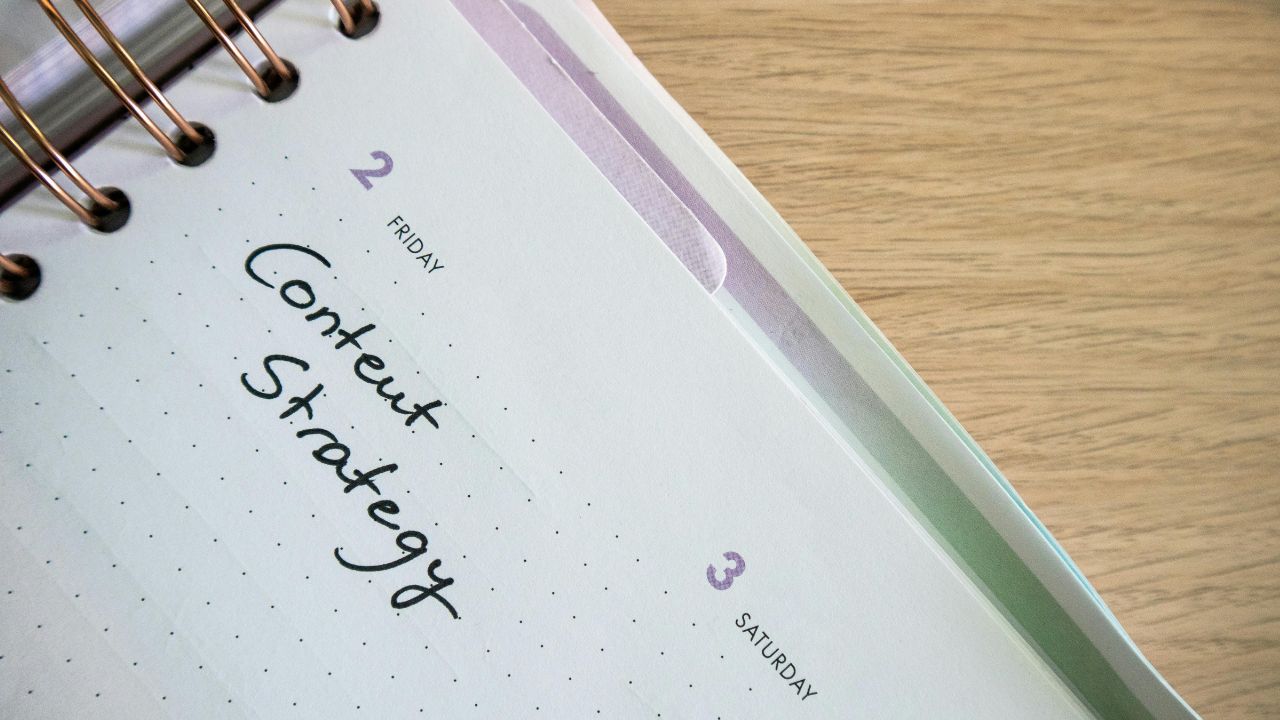 5 signs you need a better content strategy (SIGNS)