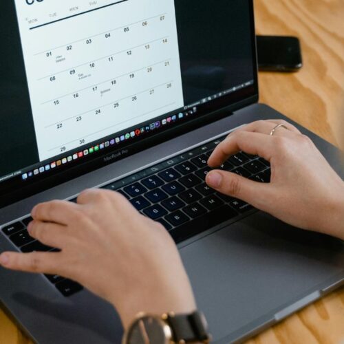 Create your content strategy with me that does not take time!