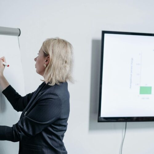Do THIS when your launch strategy isn’t signing clients