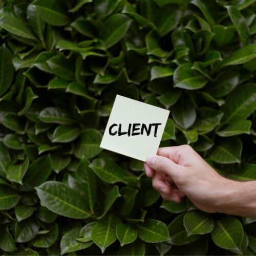 How to Get Clients on Instagram (Without Posting 24/7 or Chasing Leads) ￼